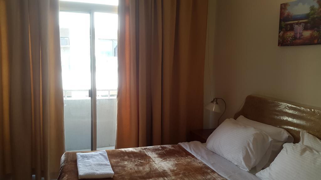 Al Raien Hotel Apartment Dubai Room photo